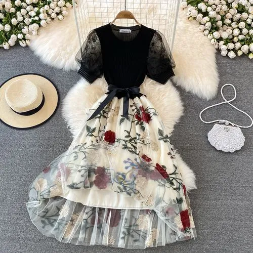 Fashion Floral Round Neck Short Sleeve Lace Knitted Polyester Dresses Knee-length A-line Skirt