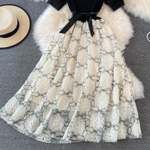 Fashion Floral Round Neck Short Sleeve Lace Knitted Polyester Dresses Knee-length A-line Skirt