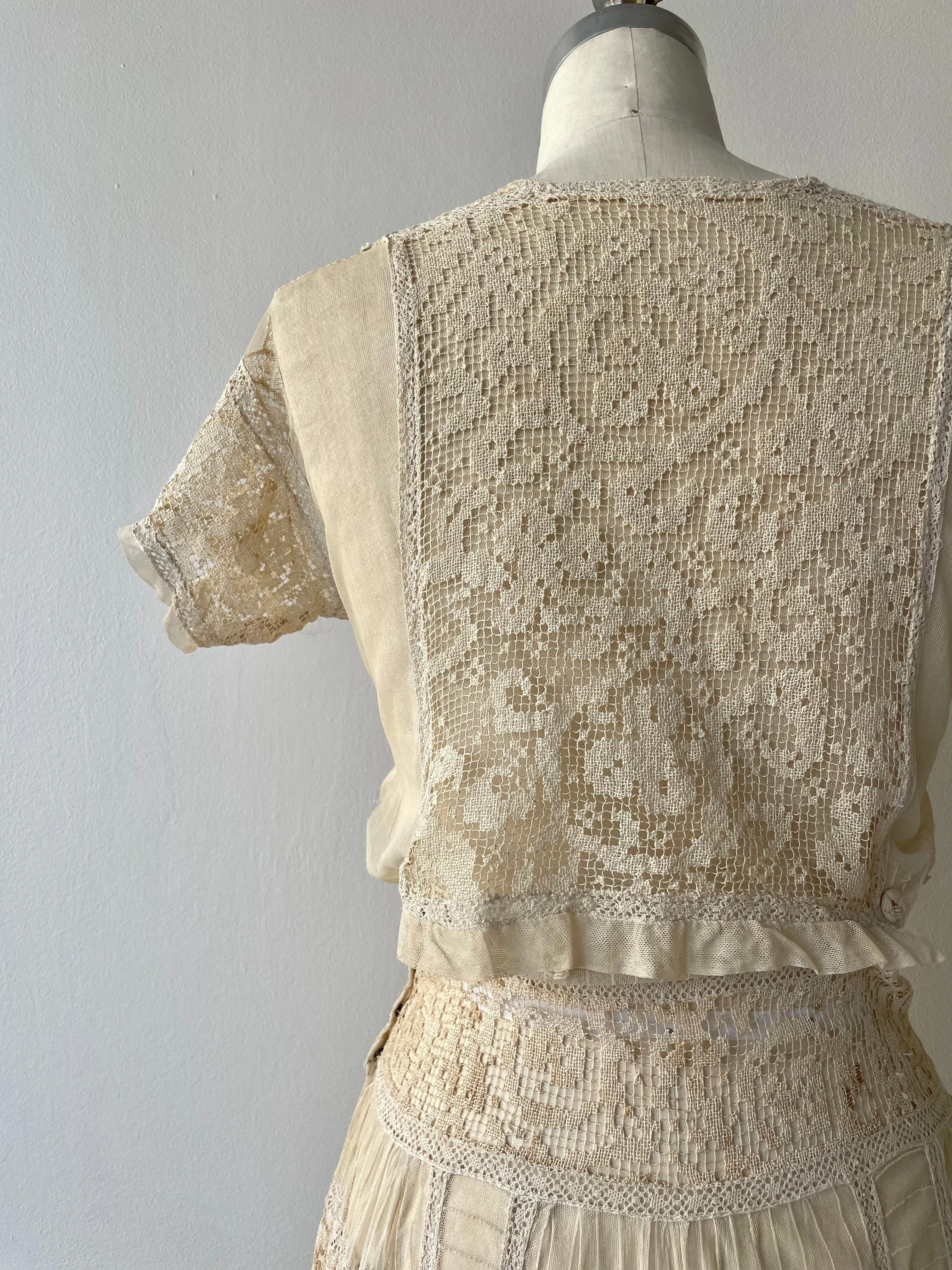 Lace 1920s Dress