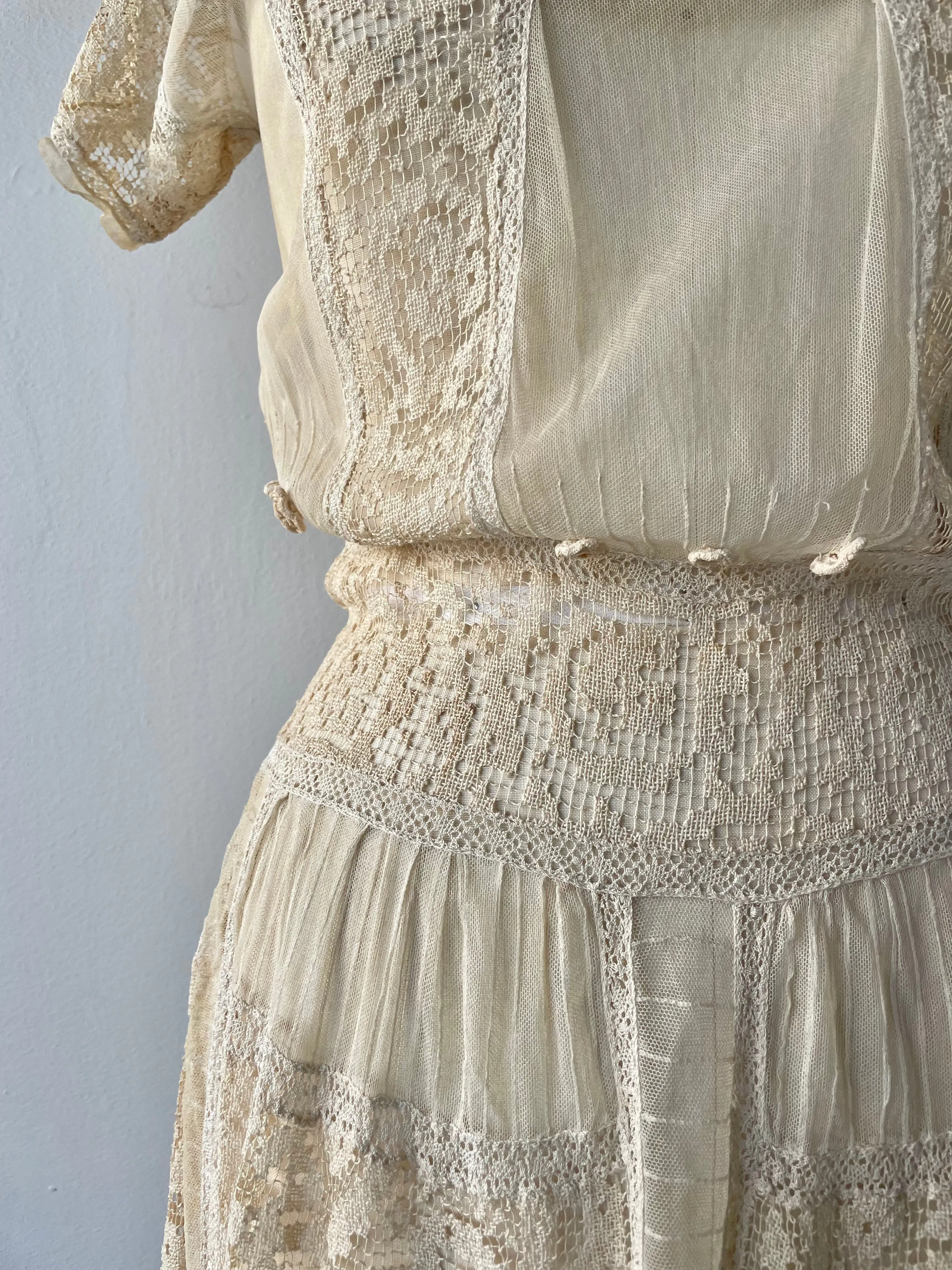 Lace 1920s Dress