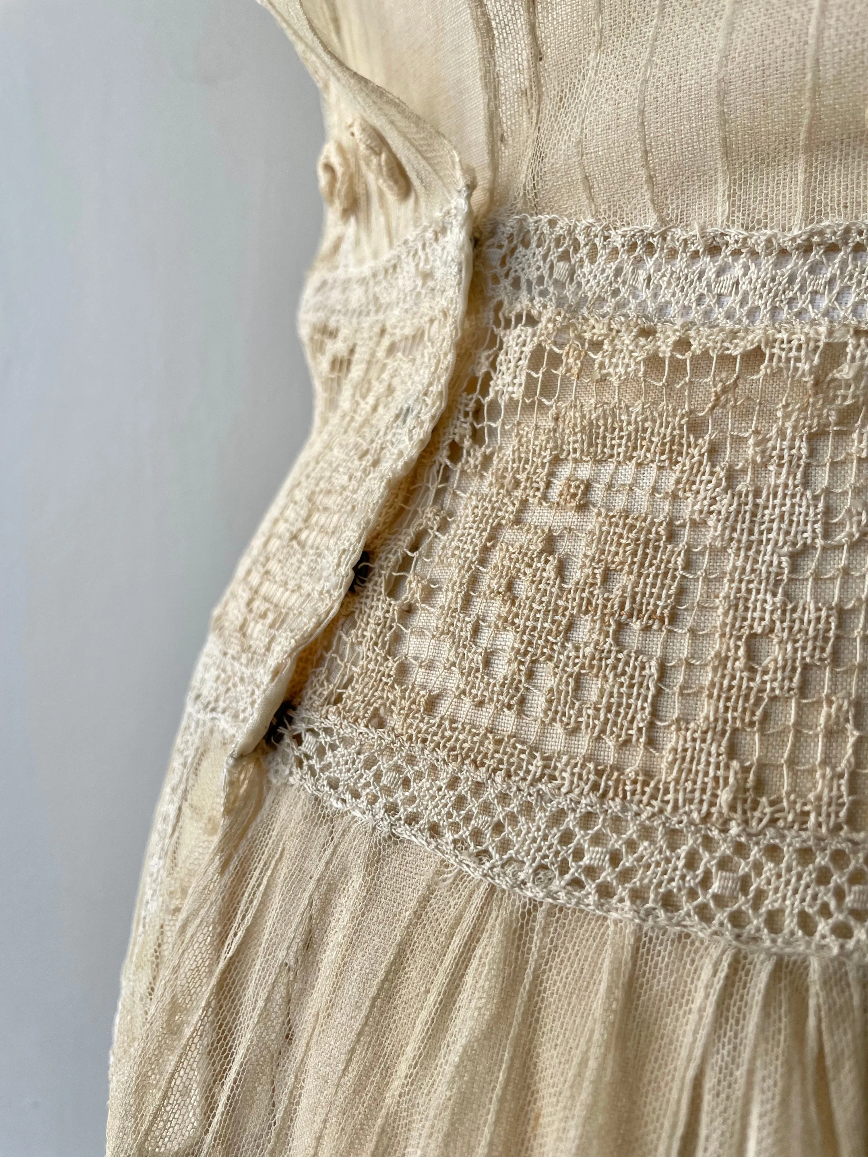 Lace 1920s Dress