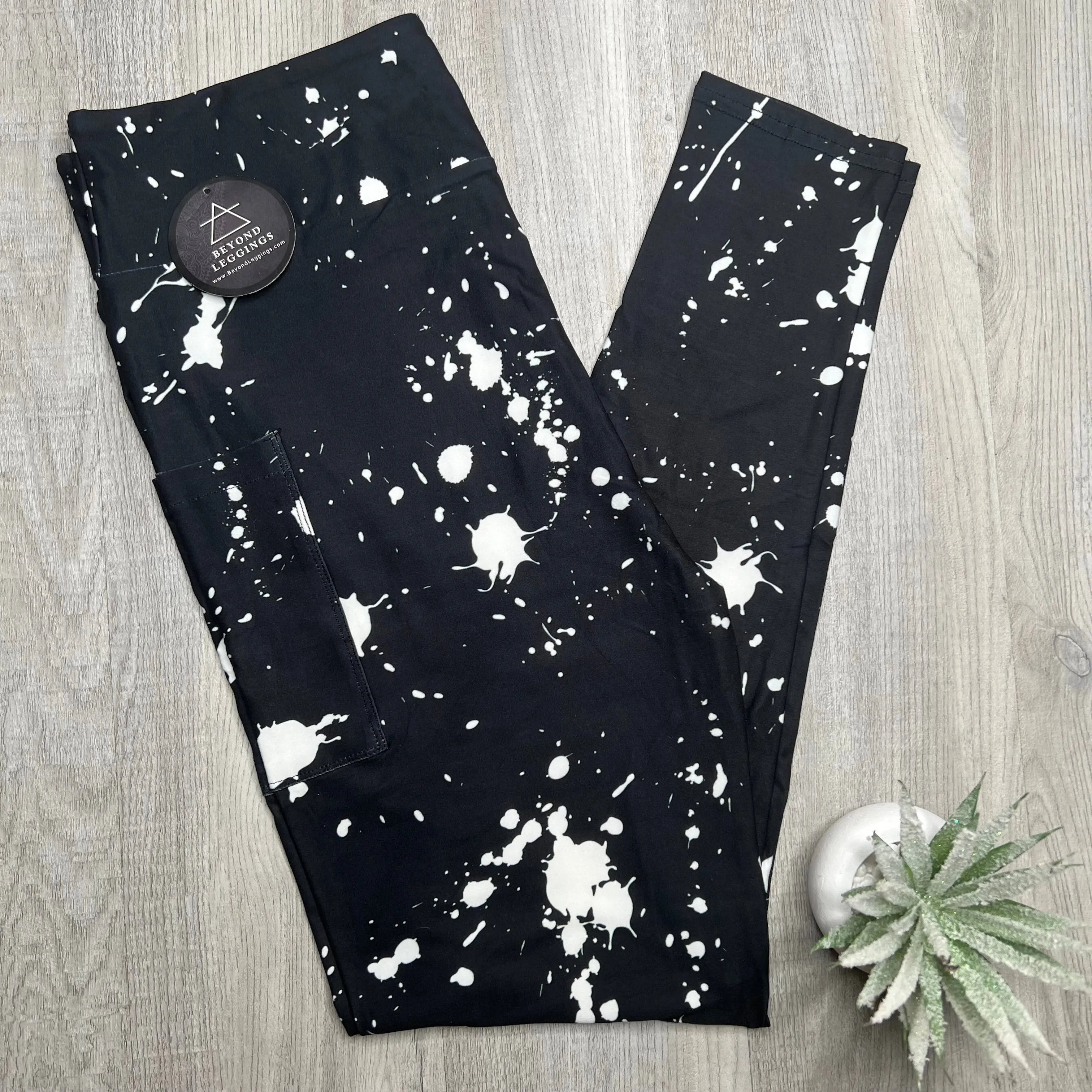 Paint Splatter Pocket Soft Leggings